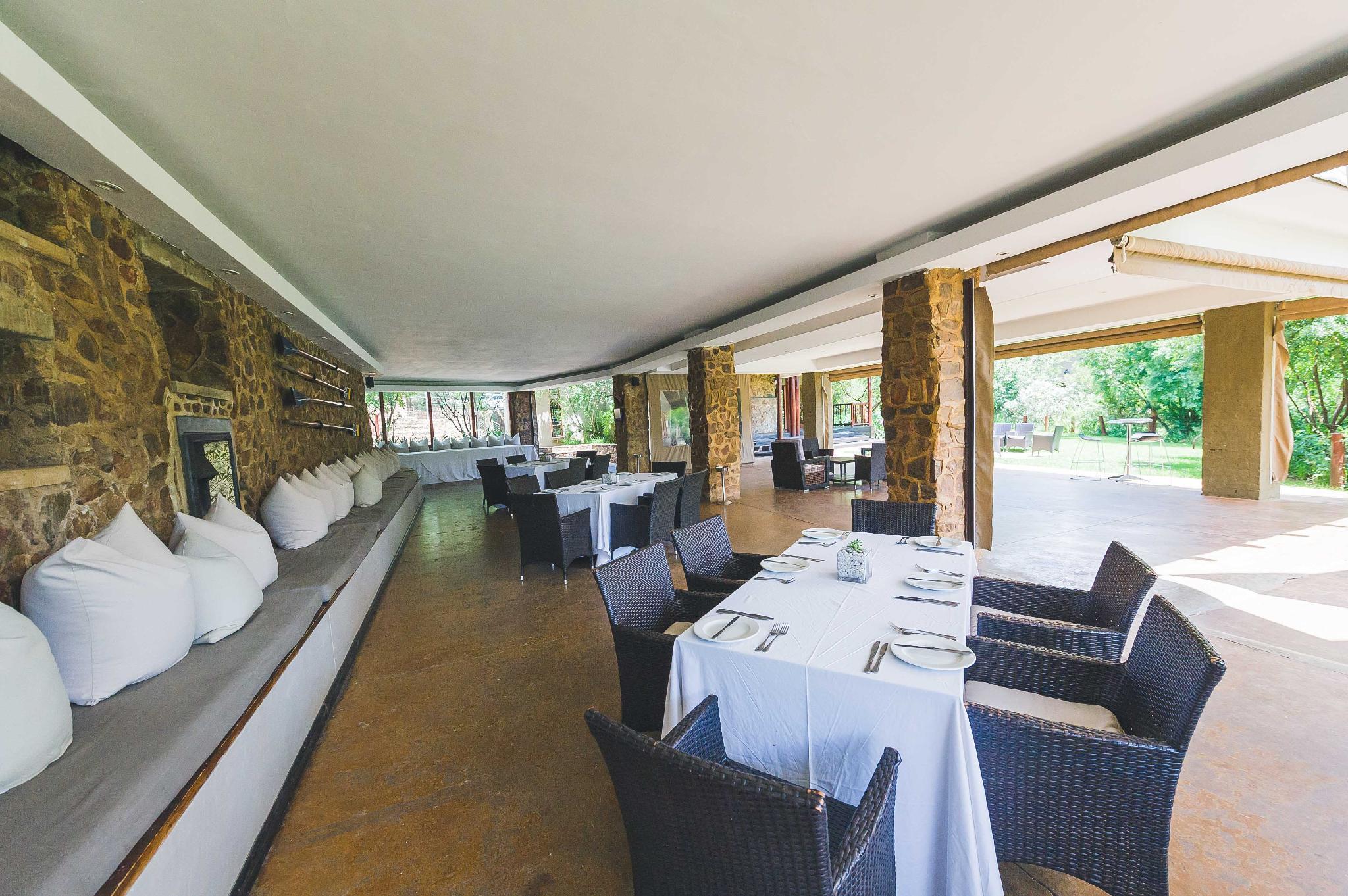 The Blades 4* Pretoria